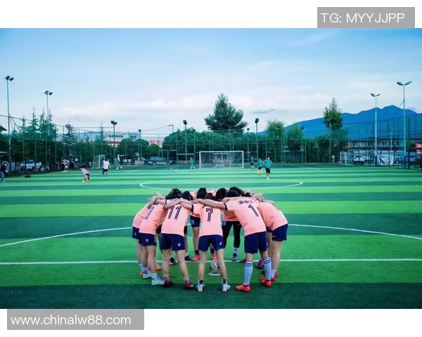 足球新手必看：从零开始的实用技巧与入门指南