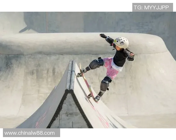 重庆滑板队实力解析:探索滑板文化与运动发展的新篇章 重庆滑板队实力解析:探索滑板文化与运动发展的新篇章