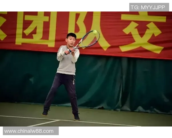 西安网球队团结一心探讨团队协作与竞技表现的关系 西安网球队团结一心探讨团队协作与竞技表现的关系